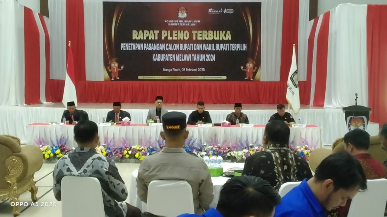 *Kapolres Melawi Pimpin Pengamanan Rapat Pleno KPUD Melawi*