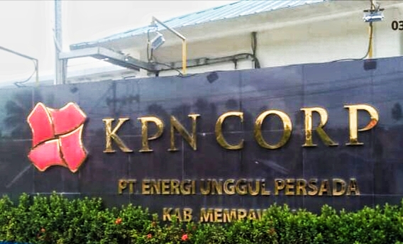 *Tragis  Tiang pancang milik PT. EUP di laut telah Memakan Korban,kapal nelayan tenggelam*