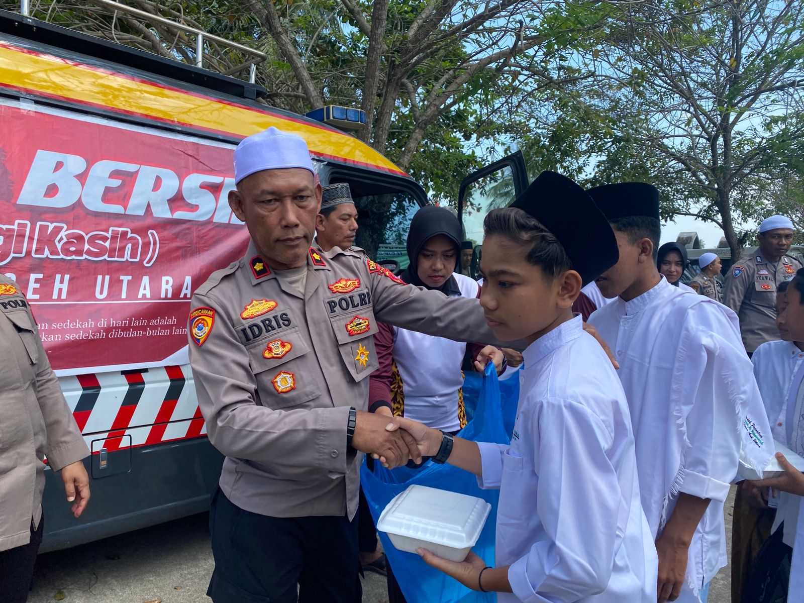 Rutinitas Berbagi Kasih” Polres Aceh Utara Berlanjut ke Tanah Pasir