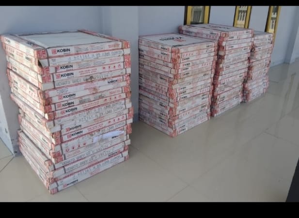 Pemdes Pasir Puti Salurkan Keramik Mesjid Tahun 2024 Kepada Pengurus Mesjid Dan Masyarakat.