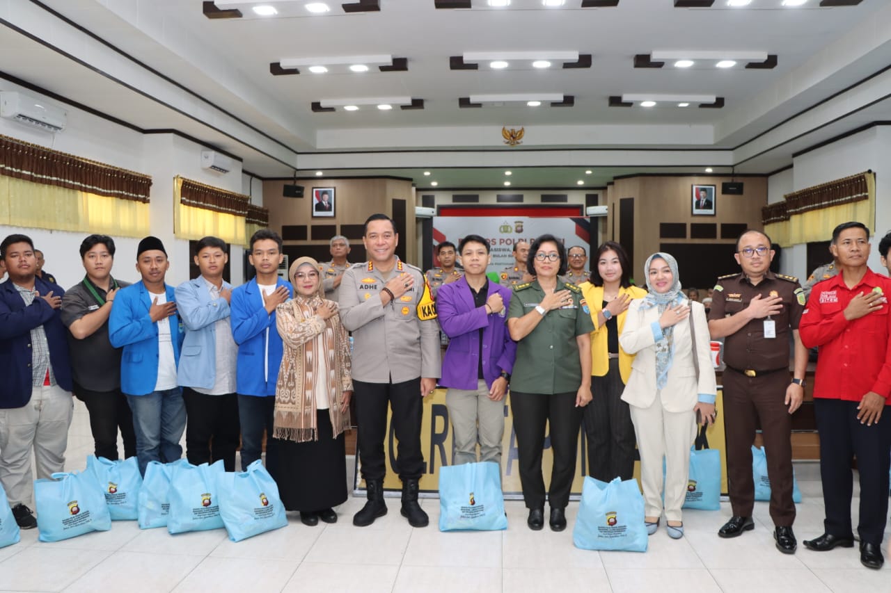 Polresta Pontianak Gelar Baksos Polri Presisi Bersama Mahasiswa dan OKP Sambut Ramadhan 1446 H/2025