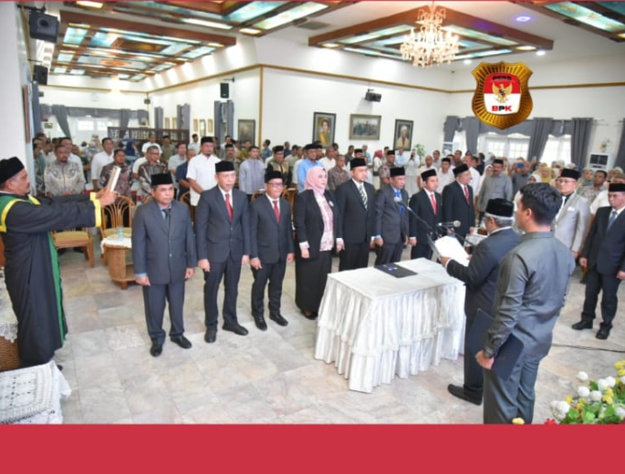 PJ. Bupati Dr. Mahyuzar, MSi, Resmi Melantik 8 Pejabat JPT Pratama.