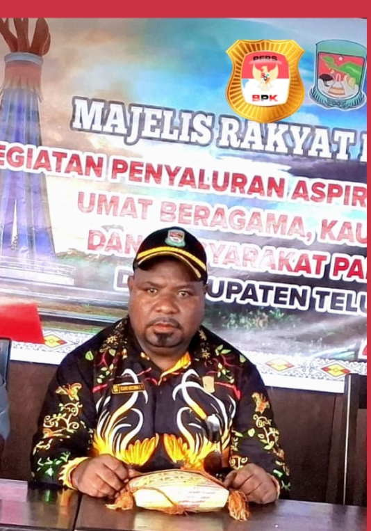 ANGGOTA MRPB EDUARD OROCOMNA. ST. POGJA ADAT PERWAKILAN KABUPATEN TELUK BINTUNI PROPINSI PAPUA BARAT