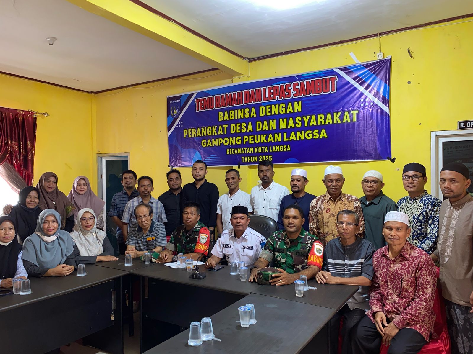 Acara Lepas Sambut Babinsa Serma Bambang,H Bersama Perangkat Gampong Peukan Langsa