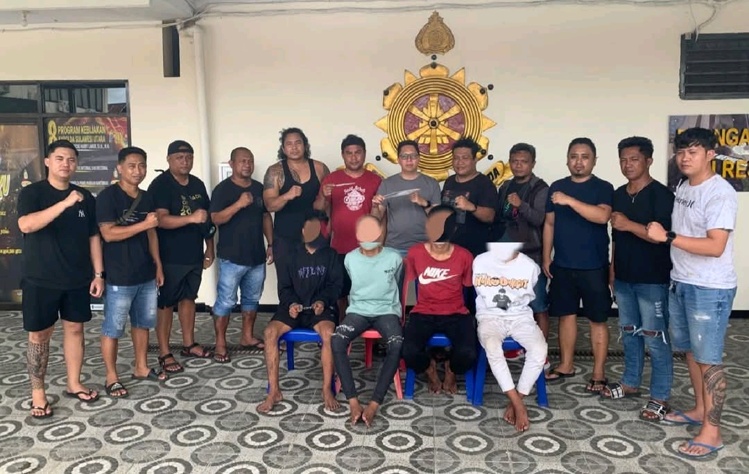 Satuan Resmob Polres Bitung Bersama Team Tarsius Tangkap 4 Orang Tersangka Kasus Penganiayaan Berunjuk Korban Tak Tertolong Lagi Sehingga Tewas Di Persop Matuari Bitung,