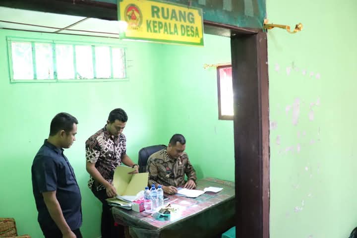 TOBA: Bupati/Wakil Bupati Toba Hari ini Berkantor di Desa Sidulang