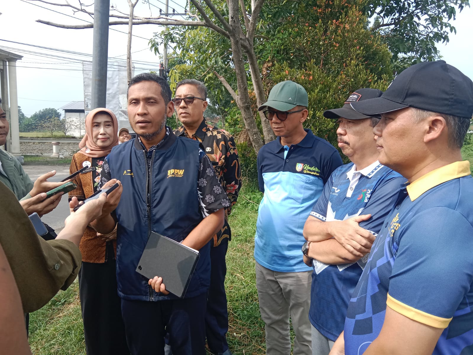 Tim Survey Tinjau Lahan Pembangunan Sekolah Rakyat di Denanyar Jombang.