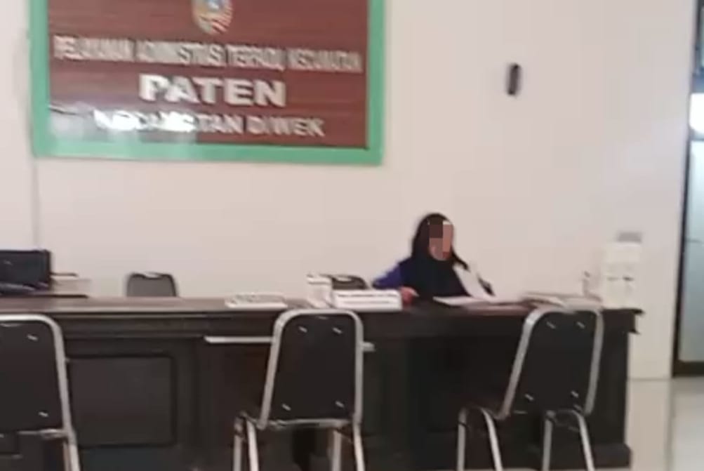 Video Kekosongan Petugas Pelayanan Saat Jam Kerja di Salah Satu Kantor Kecamatan yang ada di Jombang Viral