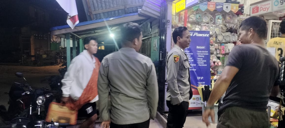 Polsek Menukung Gelar Kegiatan Patroli Skala Besar Di Wilayah Menukung