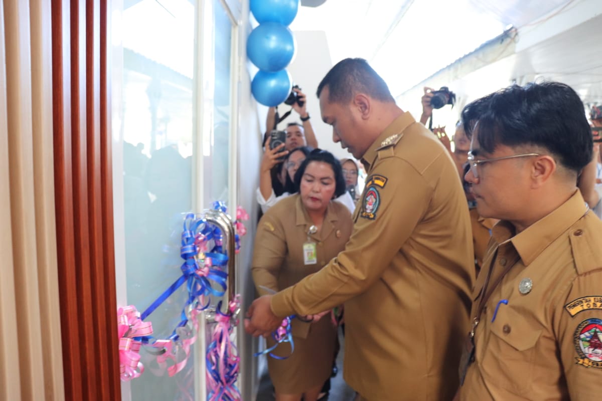 Bupati Toba Meresmikan Unit Endoskopi Gastrointestinal RSUD Porsea