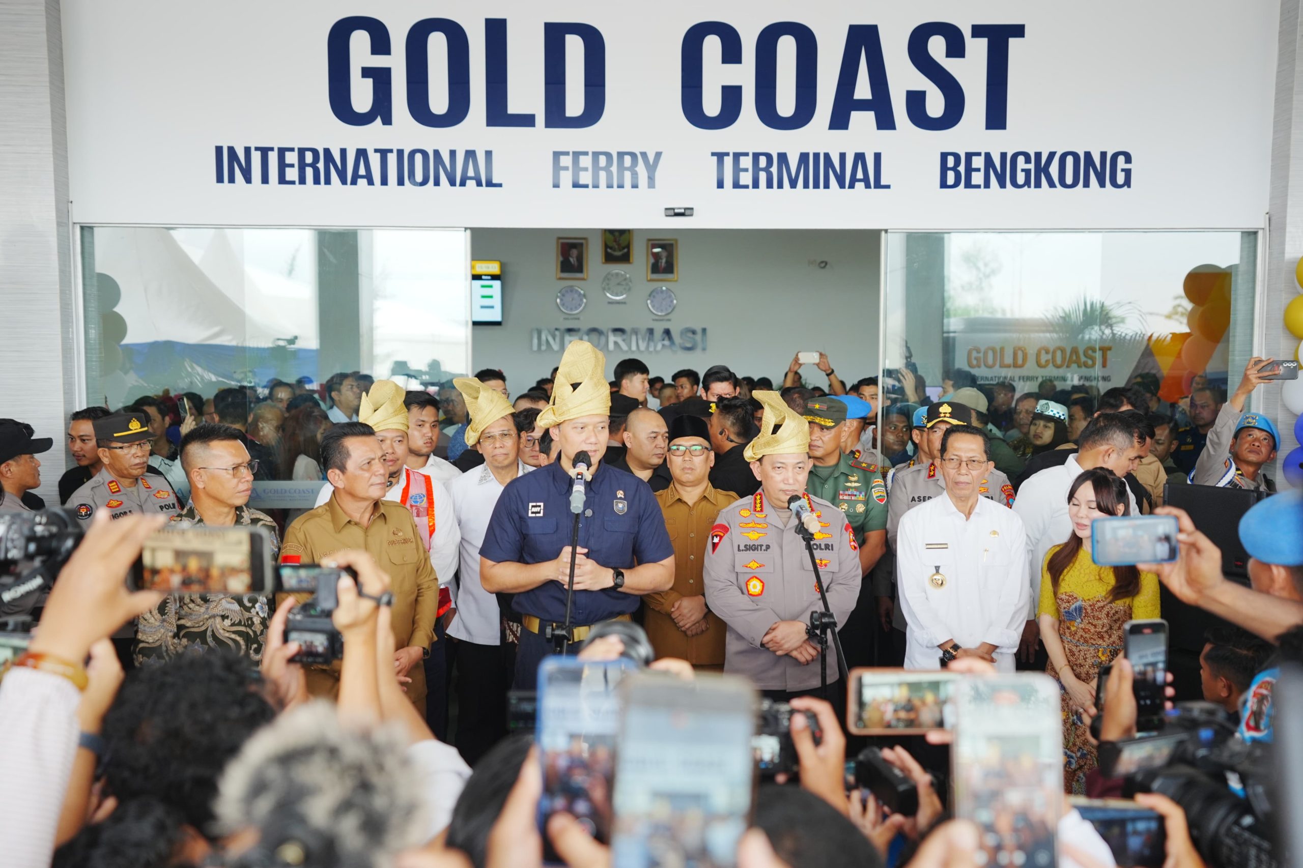 Hadiri Peresmian Pelabuhan Gold Coast Bengkong, Kapolri Tekankan Pentingnya Kolaborasi Lembaga Cegah TPPO-PMI Ilegal