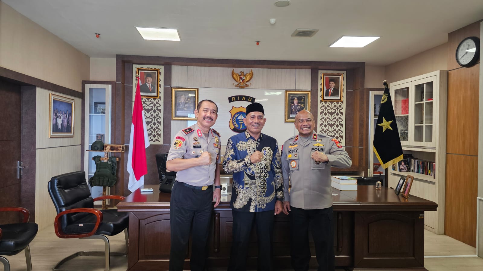 Bupati Limah Puluh Kota Sambangi Polda Riau Guna Menjamin Stabilitas Keamanan