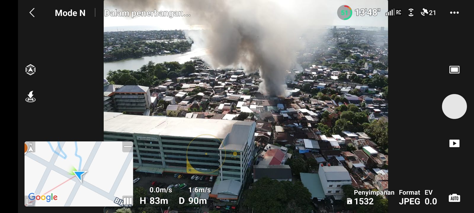 Si jago merah melahap 17 rumah warga hangus terbakar di jalan abd kadir II kota makassar.