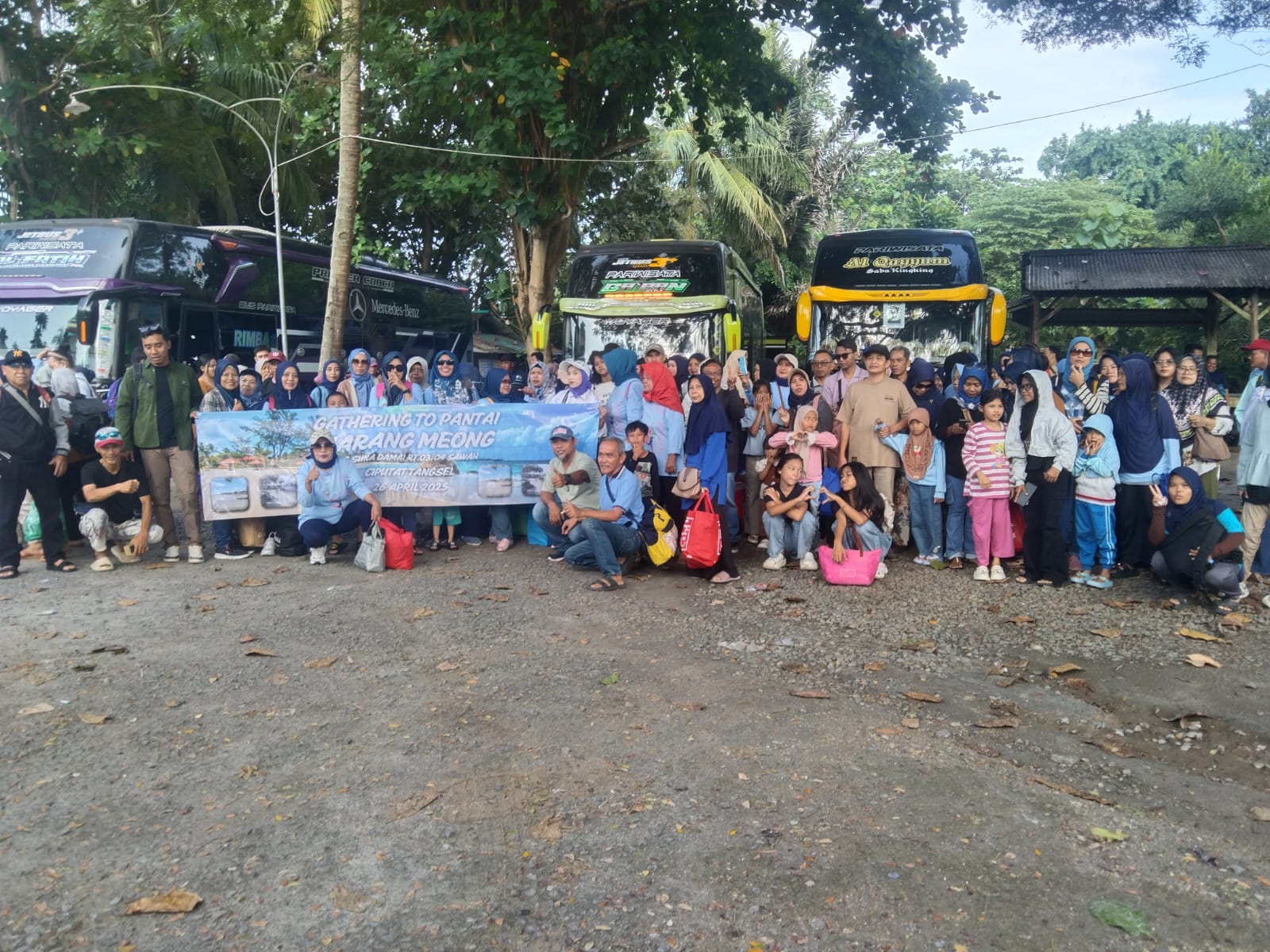 Piknik Ceria Warga RT 03 RW 04 GG.sukadamai sawah lama Ciputat Tangsel Warga Bahagia Gotong Royong dan kedamaian Tercipta_26-April-2025*