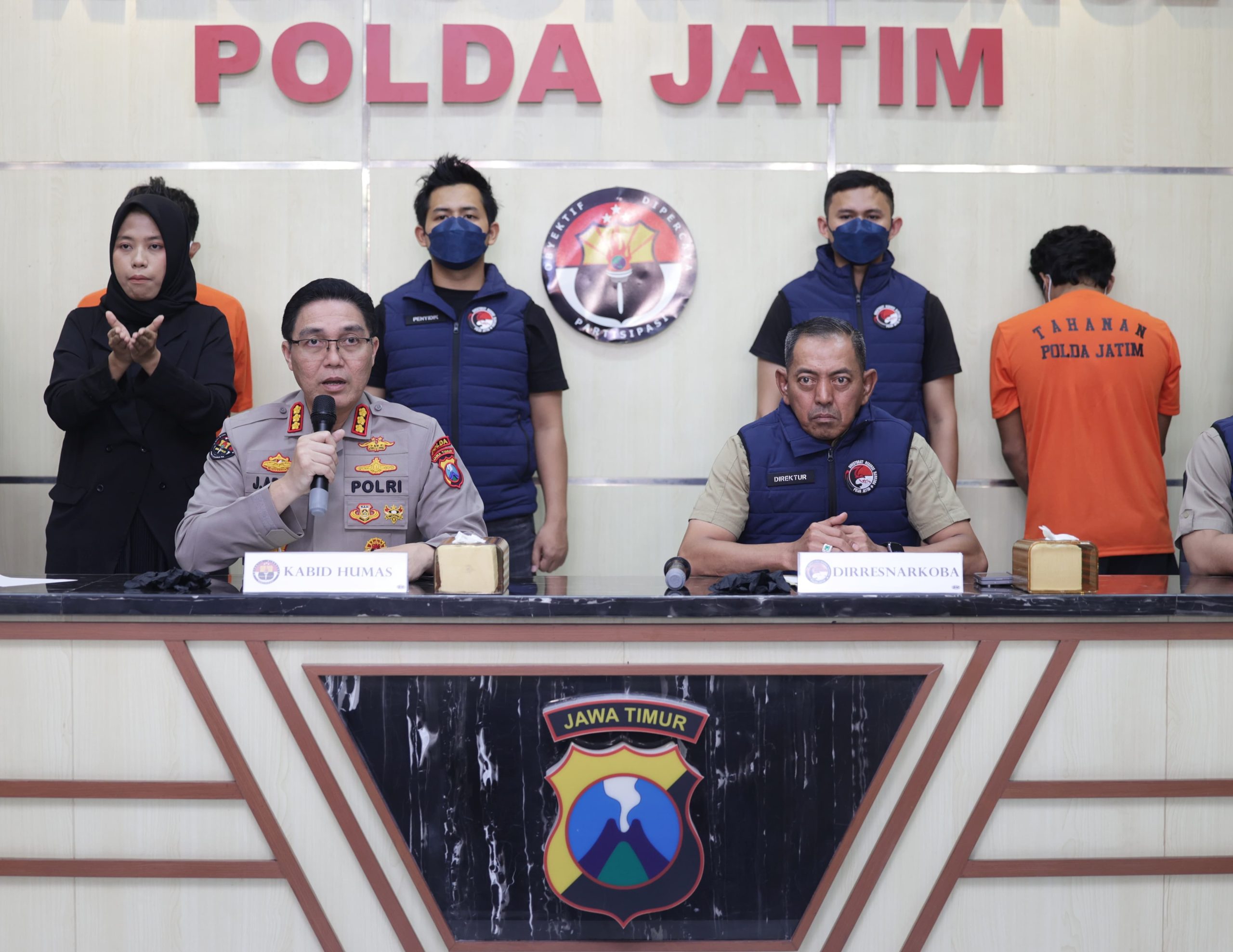 Polda Jatim Berhasil Ungkap Jaringan Narkoba Internasional 21 Kg Sabu Senilai 22 Milyar Disita*
