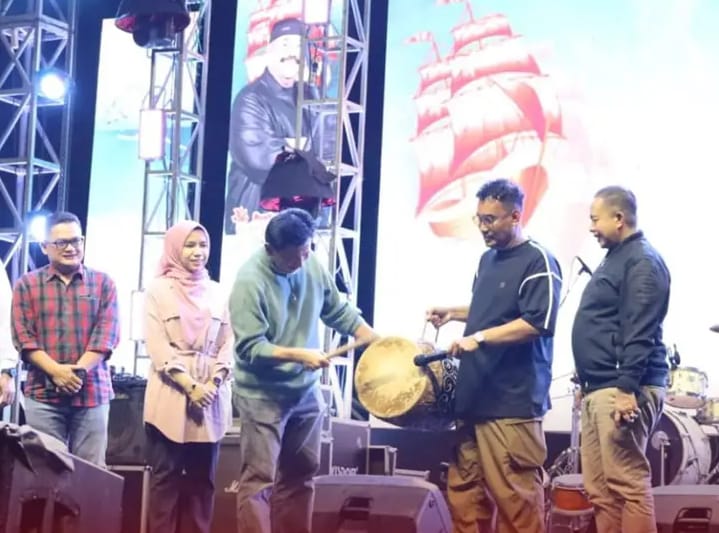 Sekda Kukar Buka Acara Pesta Laut Pesisir Nusantara Tahun 2025
