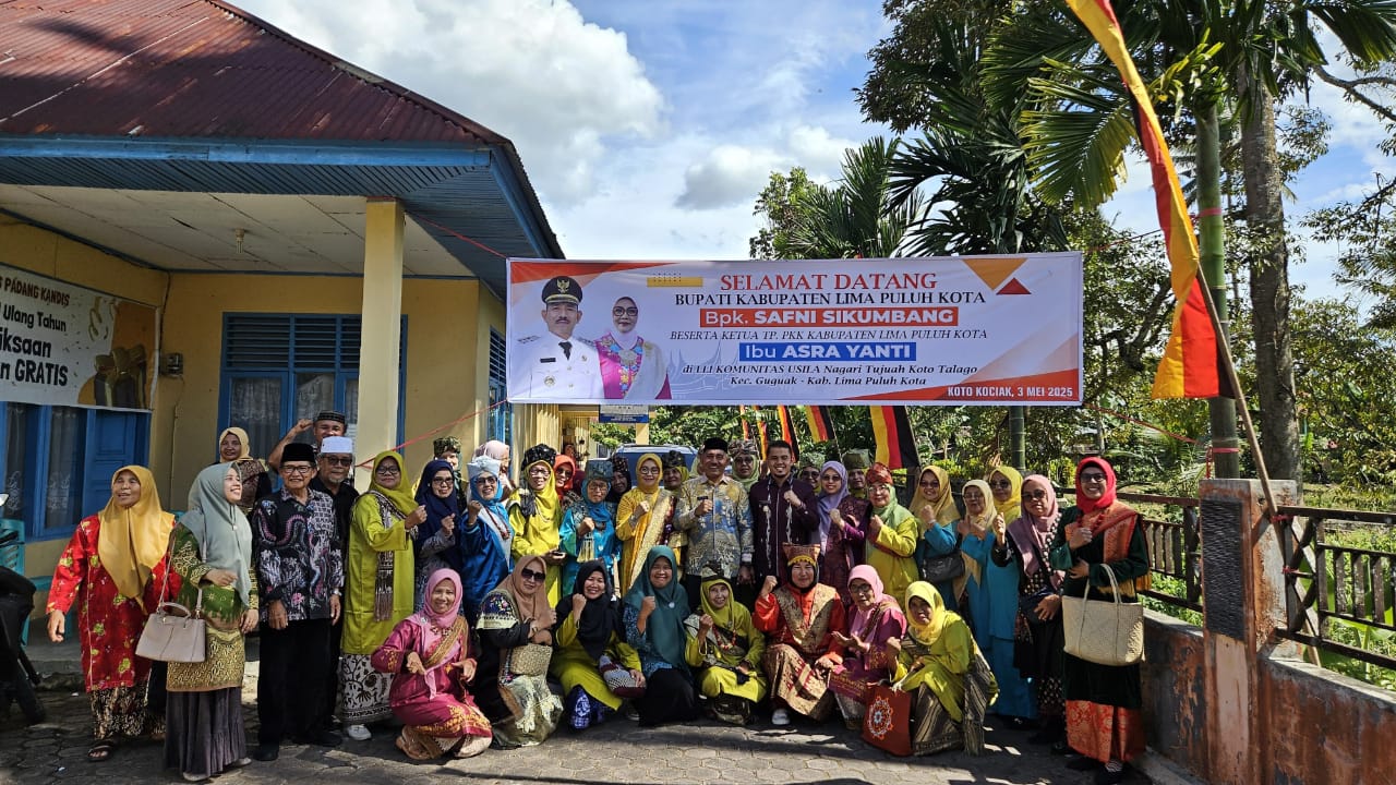 Bupati Safni Apresiasi Inovasi Lansia: Dari Sampah Jadi Sumber Penghasilan