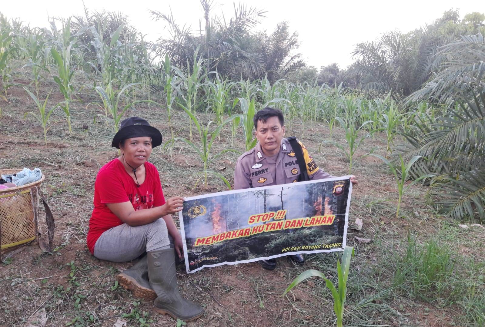 Wujudkan Desa Siaga Api, Polsek Batang Tarang Gencarkan Sosialisasi Karhutla