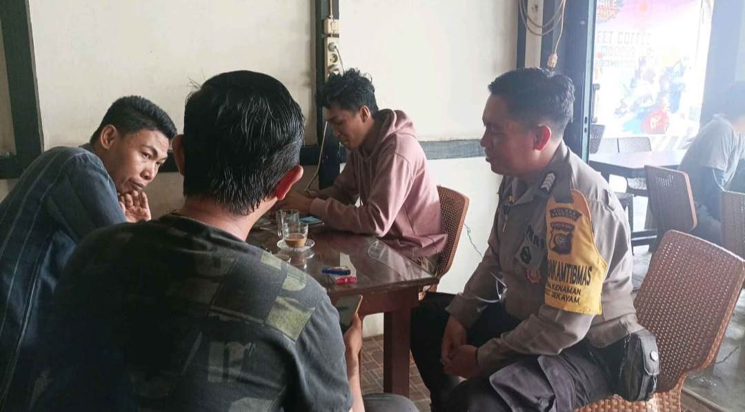 Polsek Sekayam Gencarkan Patroli Siang Hari, Pastikan Situasi Kamtibmas Tetap Kondusif