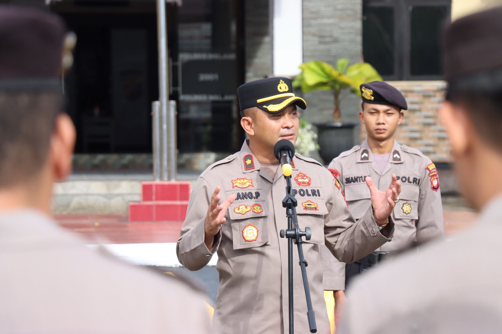 Pimpin Apel Perdana Kompol Aang : Jika Tidak Bisa Berprestasi Setidaknya Tidak Membuat Pelanggaran