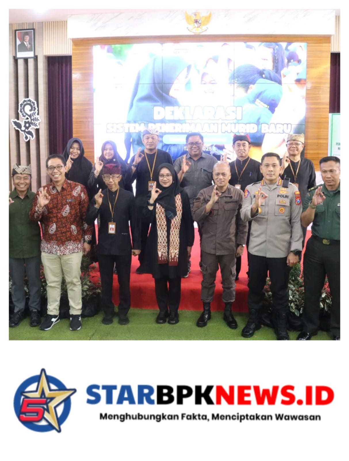 Lettu Inf Arif Budi Cahyono Hadiri Undangan Komitmen Dukungan SPMB 2025/2026 Banyuwangi, Sinergi Forkopimda Kuatkan Komitmen Transparansi