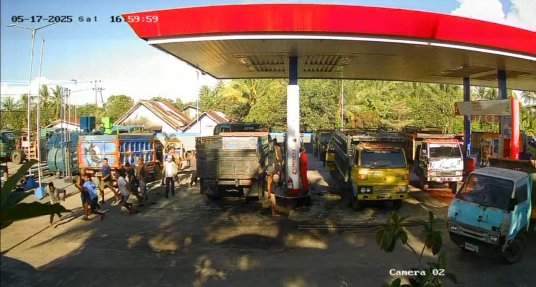 Sadis! Preman Keroyok Warga di SPBU Sungai Bakau Besar Laut, Korban Luka Serius