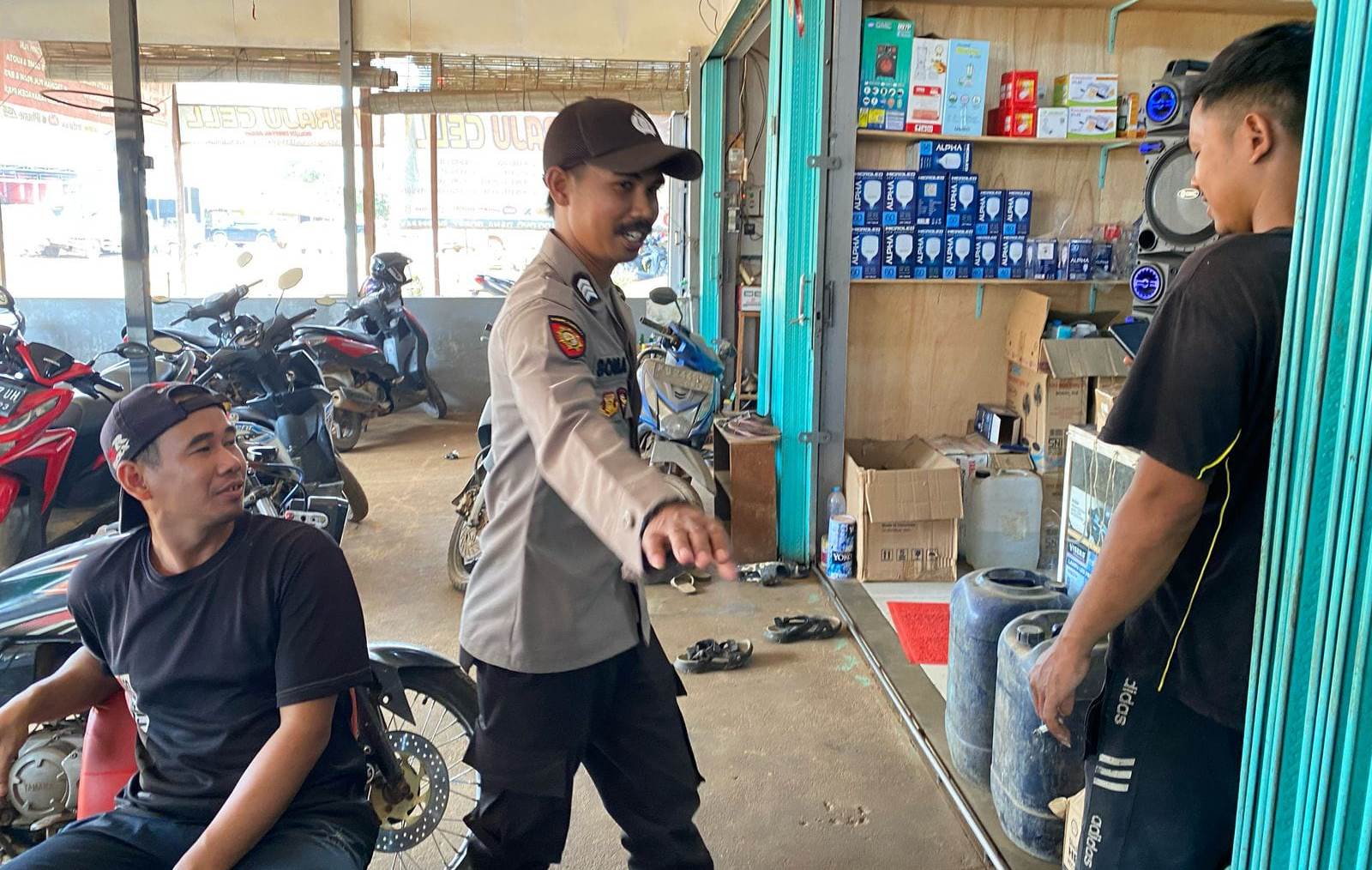Patroli Rutin Polsek Toba Cegah Premanisme di Wilayah Rawan Gangguan Kamtibmas