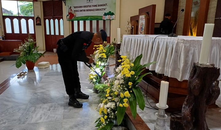 Polda Lampung Pastikan Perayaan Kenaikan Isa Almasih Berjalan Lancar dan Hikmat