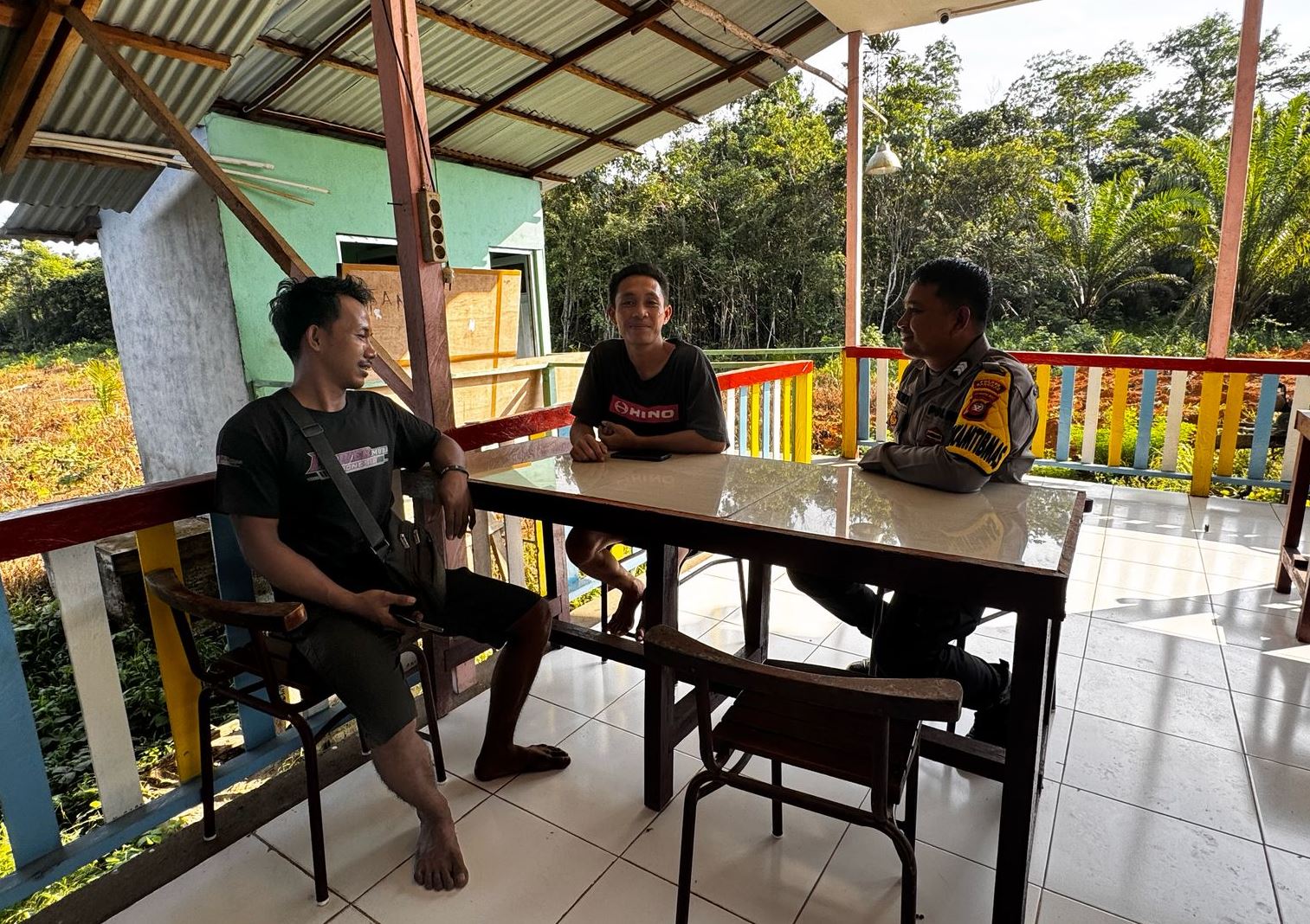 Tindak Tegas Aktivitas Ilegal, Polsek Toba Gencarkan Sosialisasi Bahaya PETI di Wilayah Sanggau