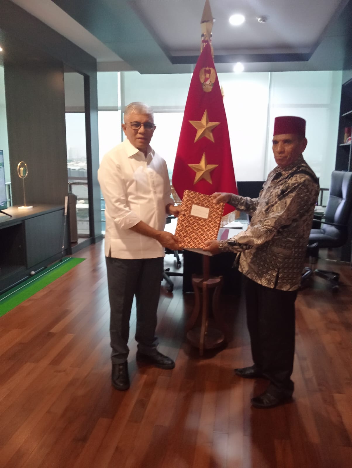 SEJARAH DAN GAGASAN AWAL PARA TOKOH TOKOH PEMEKARAN KABUPATEN TELUK BINTUNI.