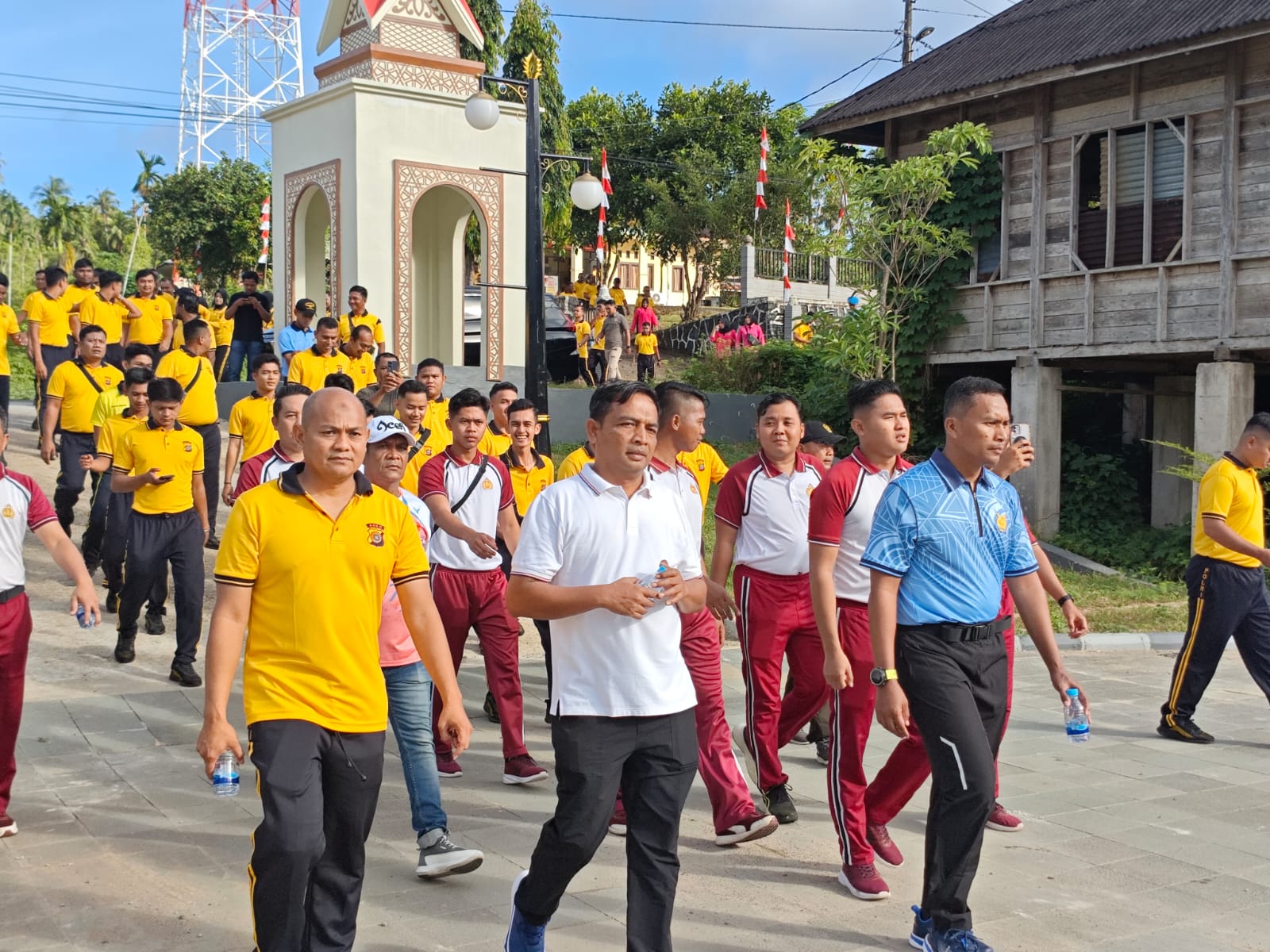 Polres Sabang Gelar Olahraga Bersama Dalam Rangka Memperingati Hari Bhayangkara Ke-79