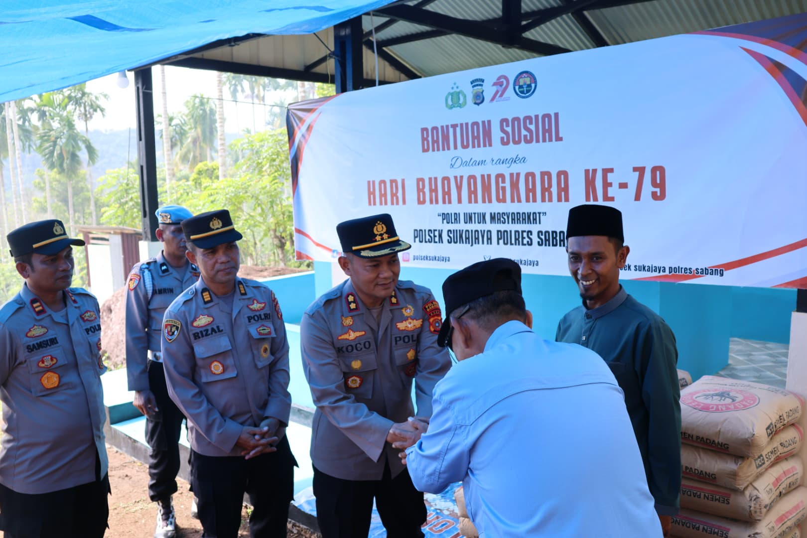 Polsek Sukajaya Sabang Salurkan Bantuan Material ke Dayah Bahrul Ulum Al – Munawarah.