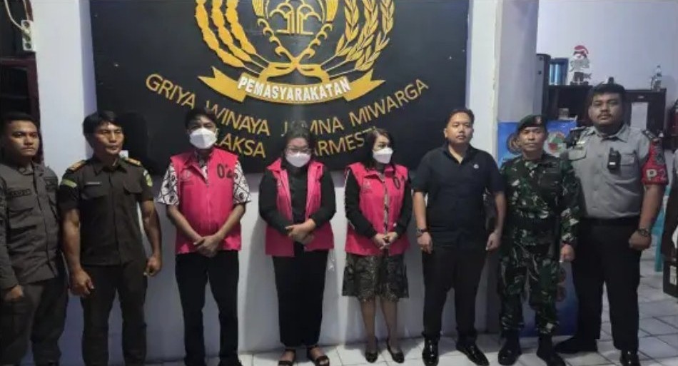 Kejaksaan Negeri Bitung Kembali Tahan 3 Tersangka Dalam Kasus Dugaan Tindak Pindana Korupsi Menghalangi Penyidikan Perjadin DPRD”