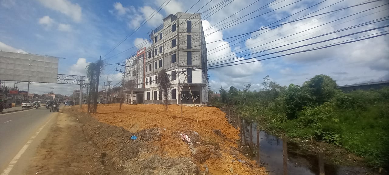 Bangunan Di Sintang Banyak Yang Yidak Memiliki Izin lMB, Pemerintah Terkesan Bungkam