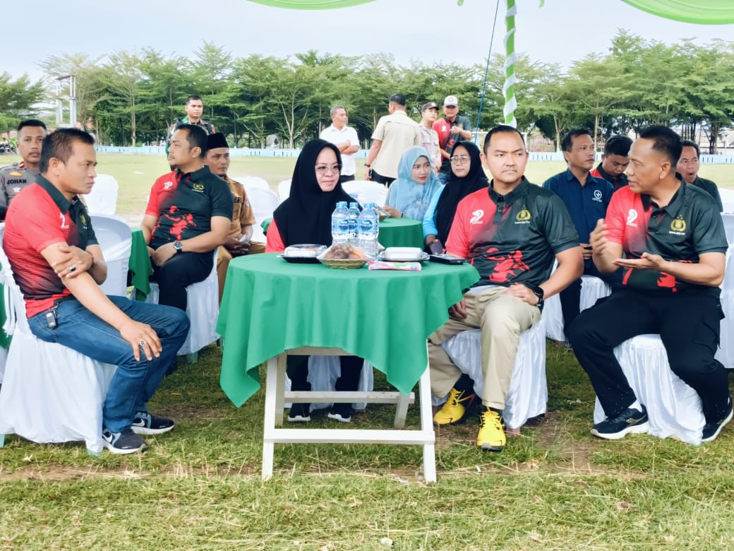 Kapolres Mesuji Bersama Bupati Mesuji Membuka Pertandingan Bola Volly Semi Open Turnamen Putri Dalam Rangka Hari Bhayangkara Ke-79