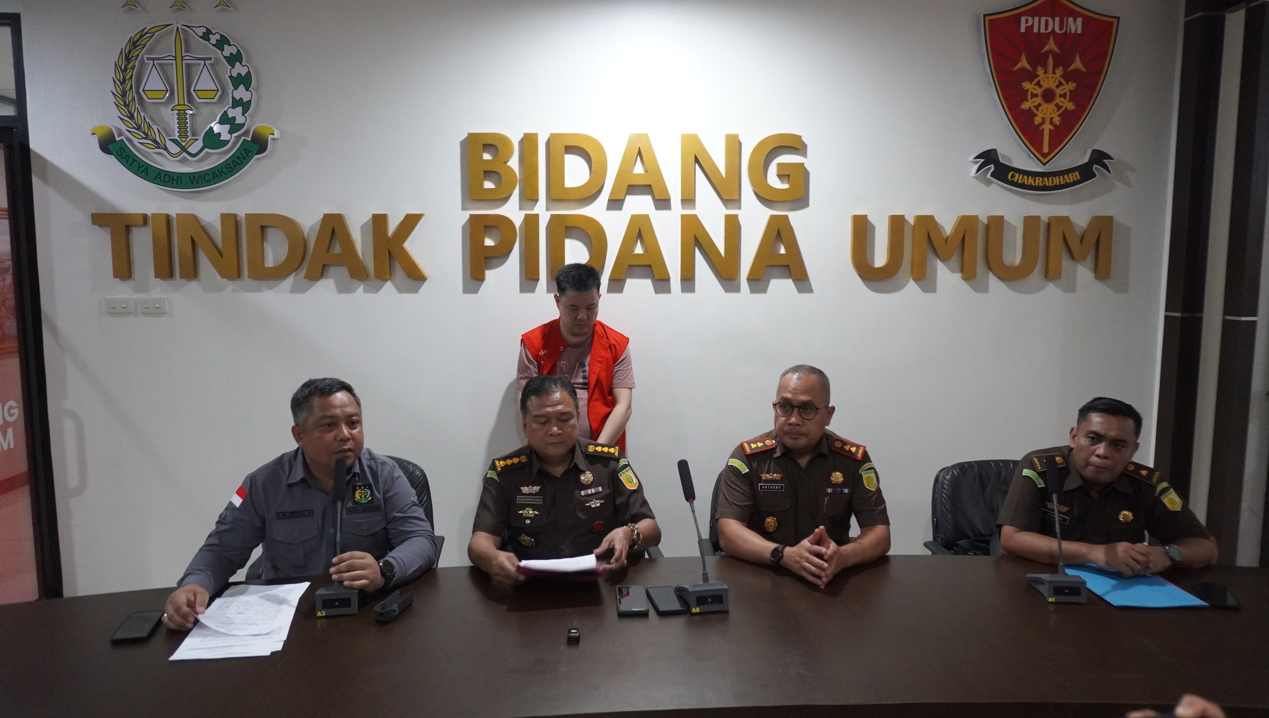 Kejati Kalbar Eksekusi TSK Y H Yang Sebelumnya BEBAS Oleh Pengadilan Tinggi Pontianak Kasus PETI