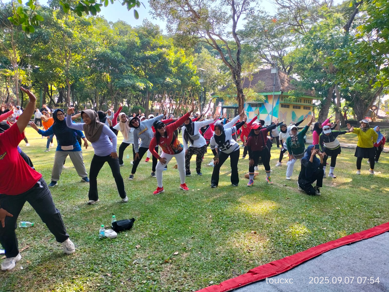 Semarak Senam Bersama di Hari Jadi ke-2 bangjo.co.id*
