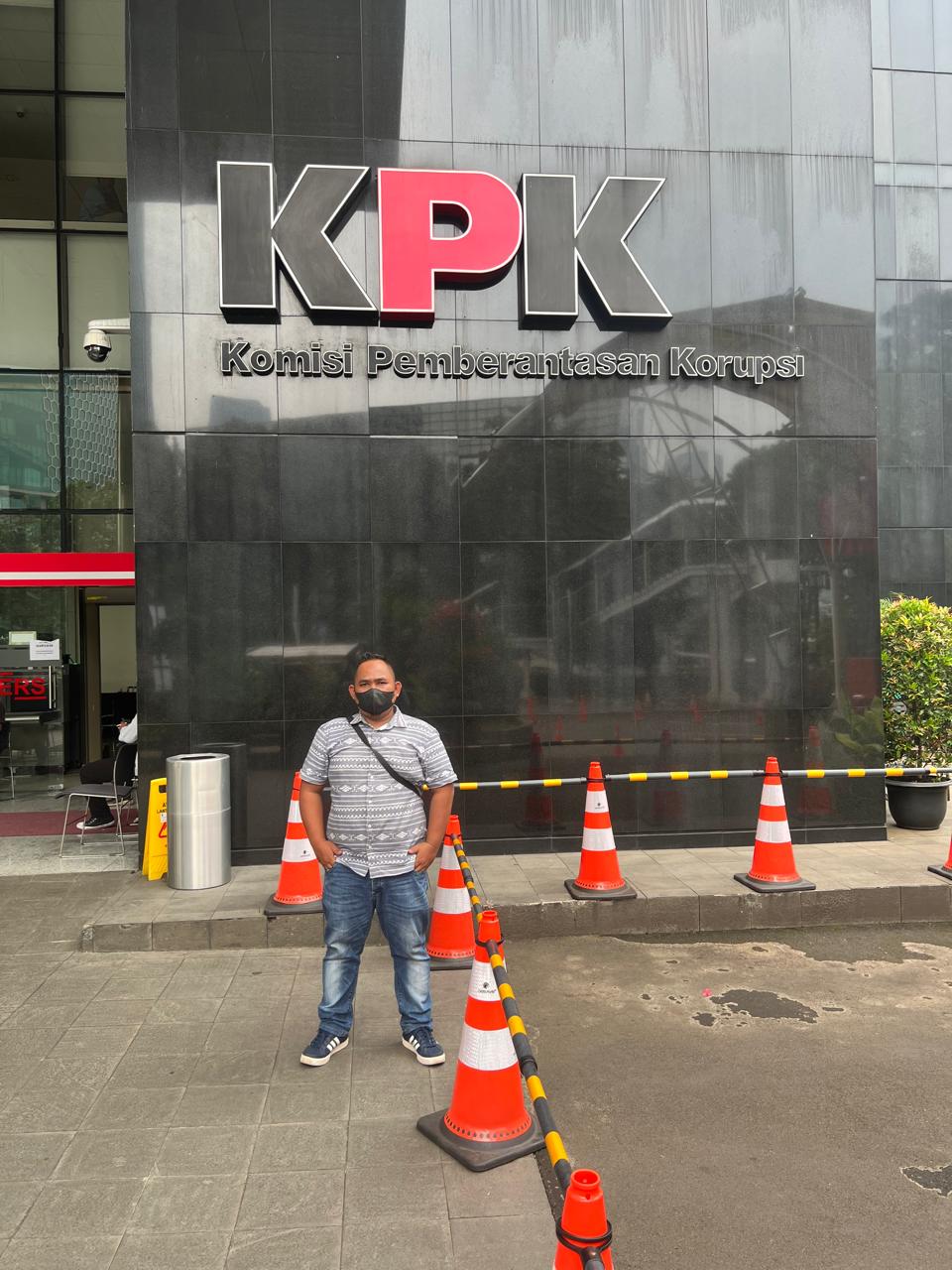 Diduga Bekingi Aktifitas Pelabuhan Tak Berizin di Kabupaten  Ketapang Kalbar ,KSOP Kelas IV Langgar UU KIP