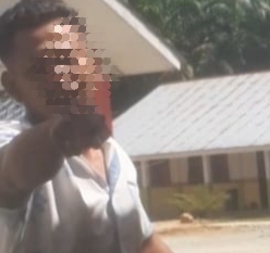 Ada Yang Mencurigakan Di SMP Negeri 3 Satu Atap Pinangsori, Hingga Oknum Staf Rampas Handphone Wartawan Saat Peliputan 