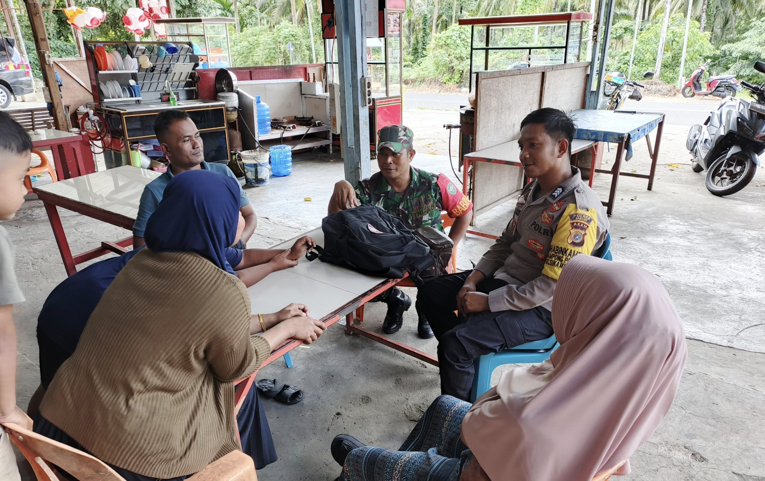 Babinsa Laksanakan Komunikasi Sosial, Pererat Hubungan dengan Warga Binaan