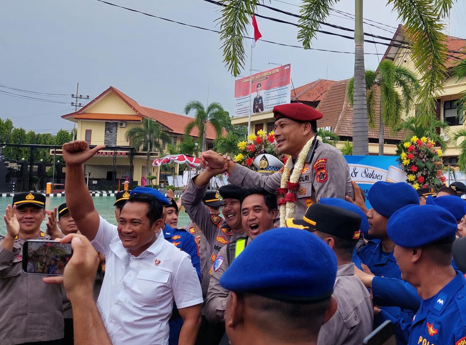 ​Sertijab Kapolresta Banyuwangi: Rama Samtama Putra Pamit, Titip Pesan Jaga Kondusivitas
