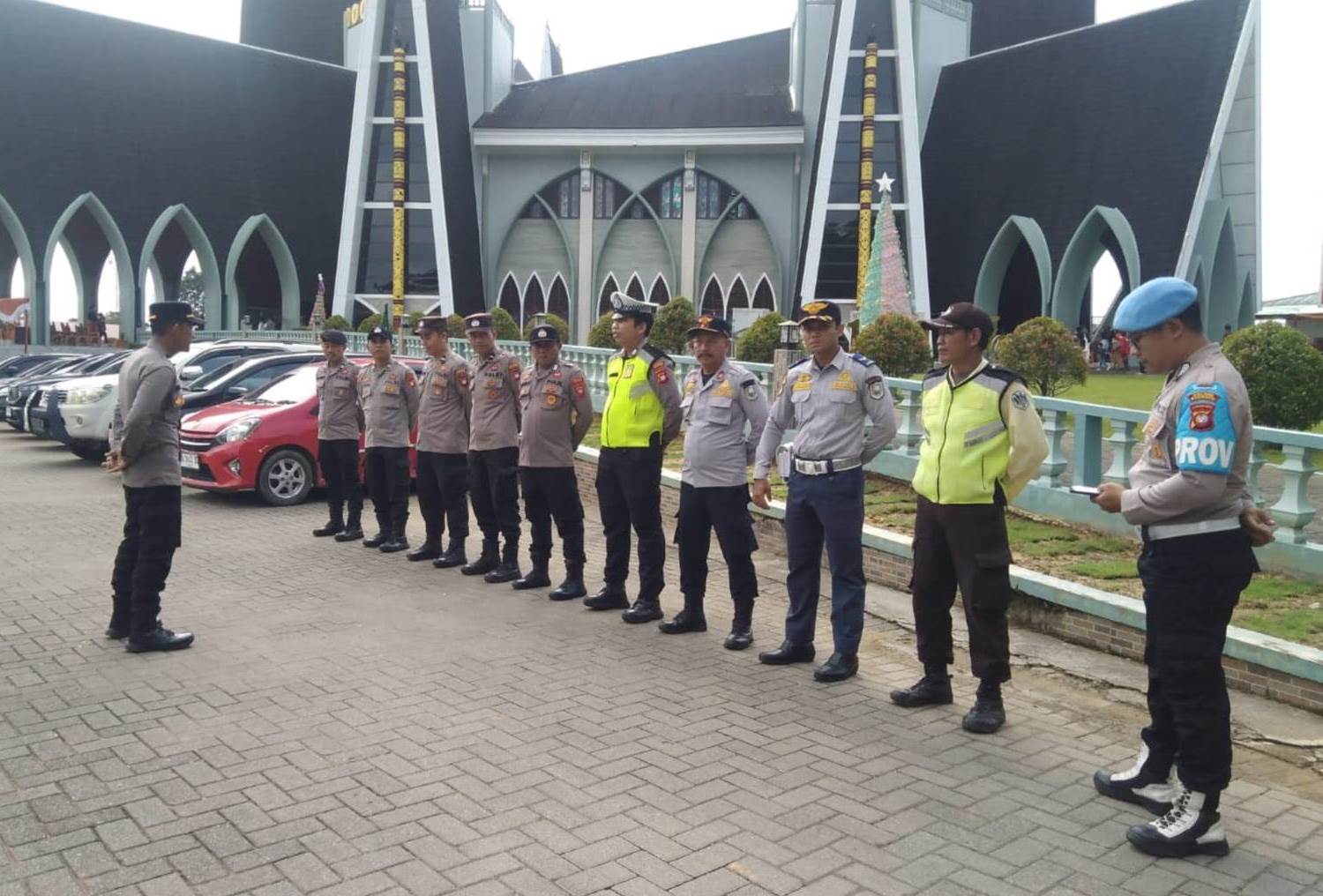 Polres Sanggau Pastikan Perayaan Puncak 100 Tahun Katedral Hati Kudus Yesus Berjalan Aman dan Kondusif