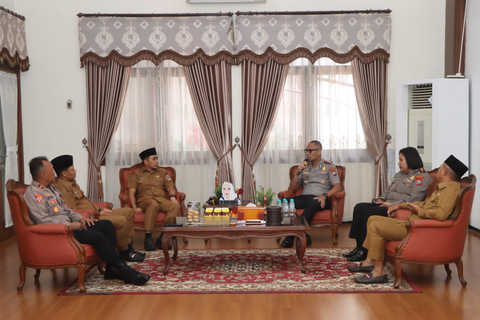 Kapolres Pasuruan Kota Kunjungi Wali Kota Adi Wibowo, Bangun Komunikasi Jaga Kamtibmas