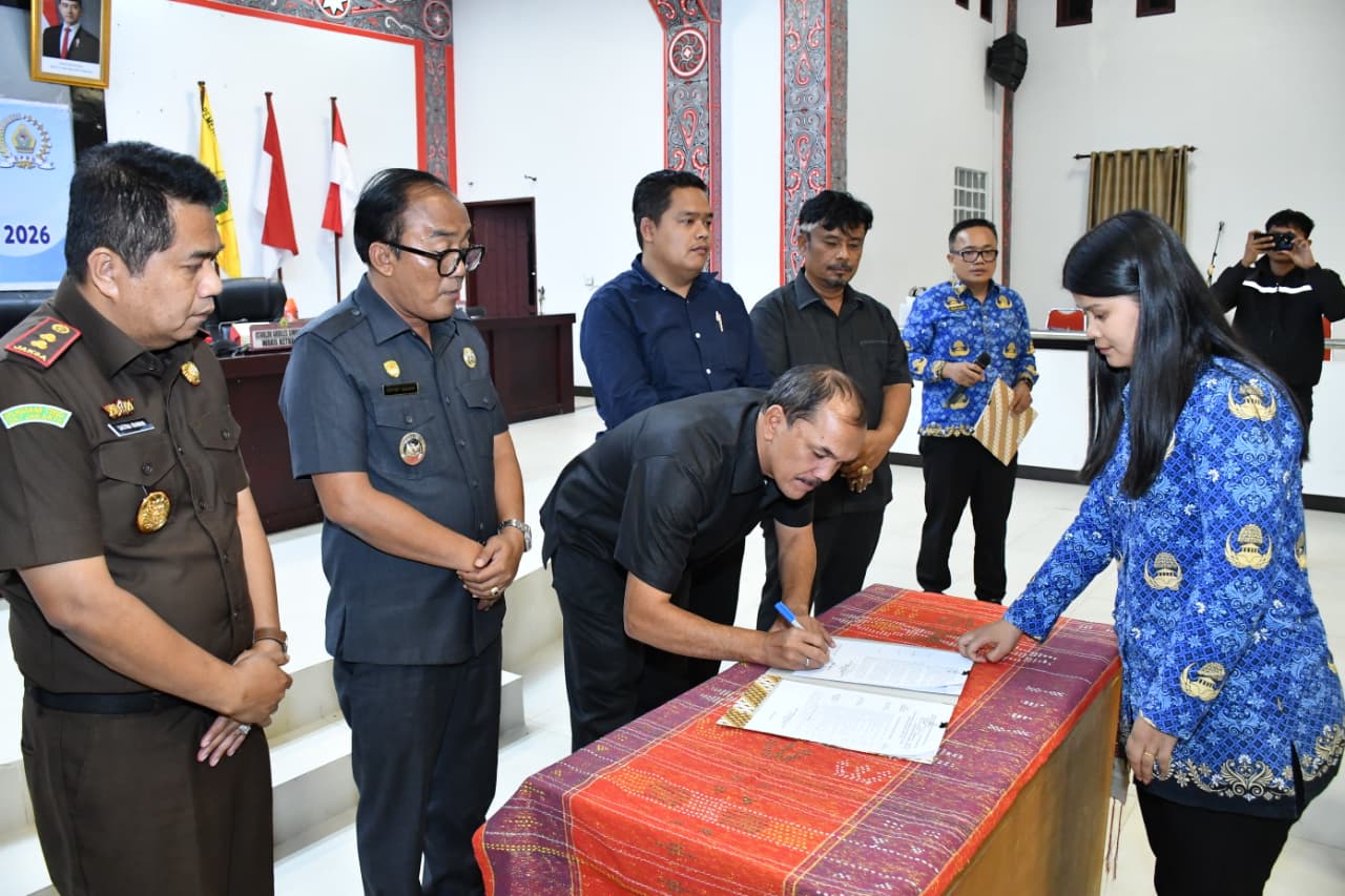 Pemkab Samosir Bersama DPRD Tetapkan Propemperda Tahun 2026