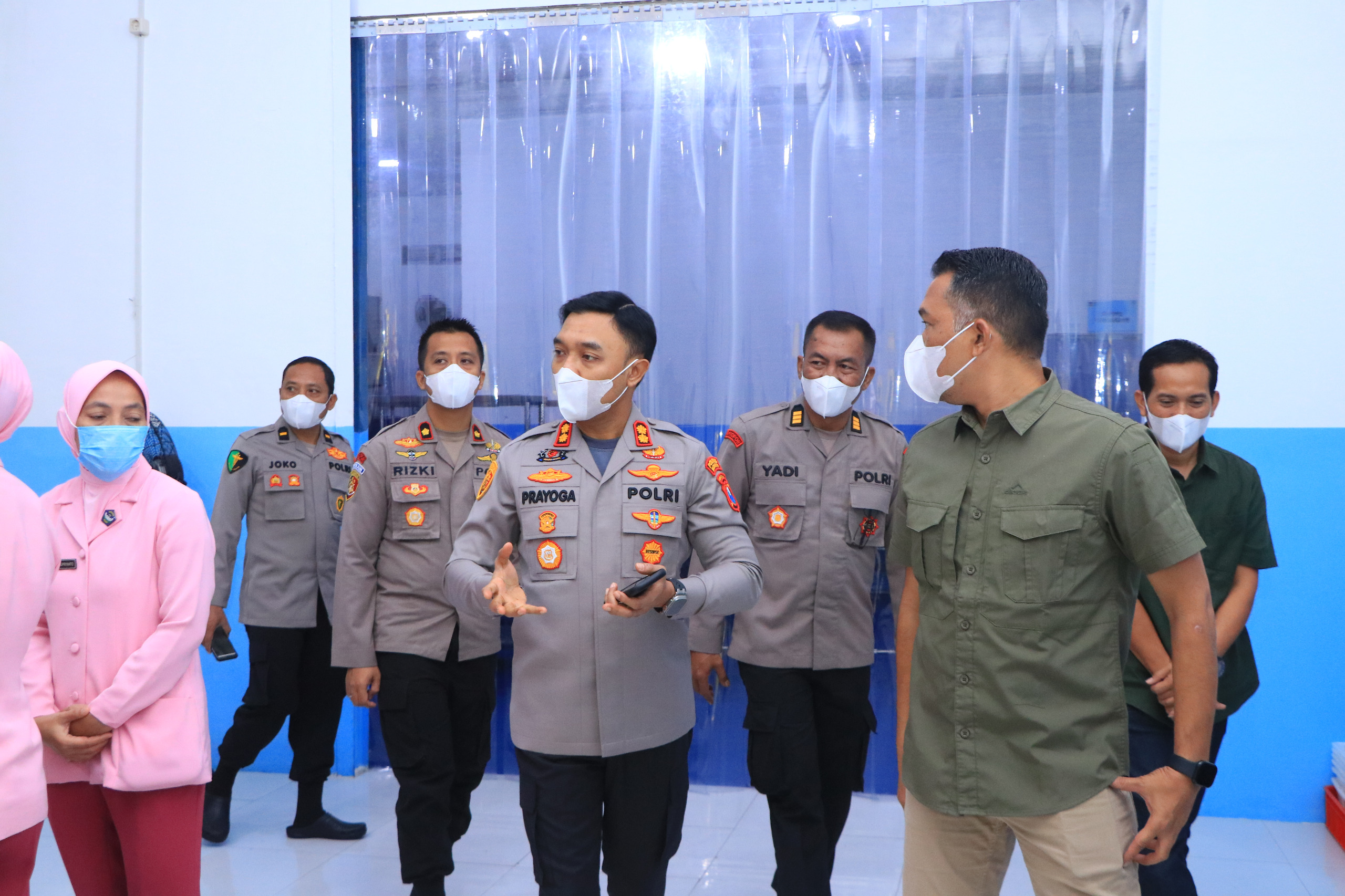 Kapolres Ngawi Cek SPPG di Kasreman Pastikan Pemenuhan Gizi yang Higienis untuk MBG