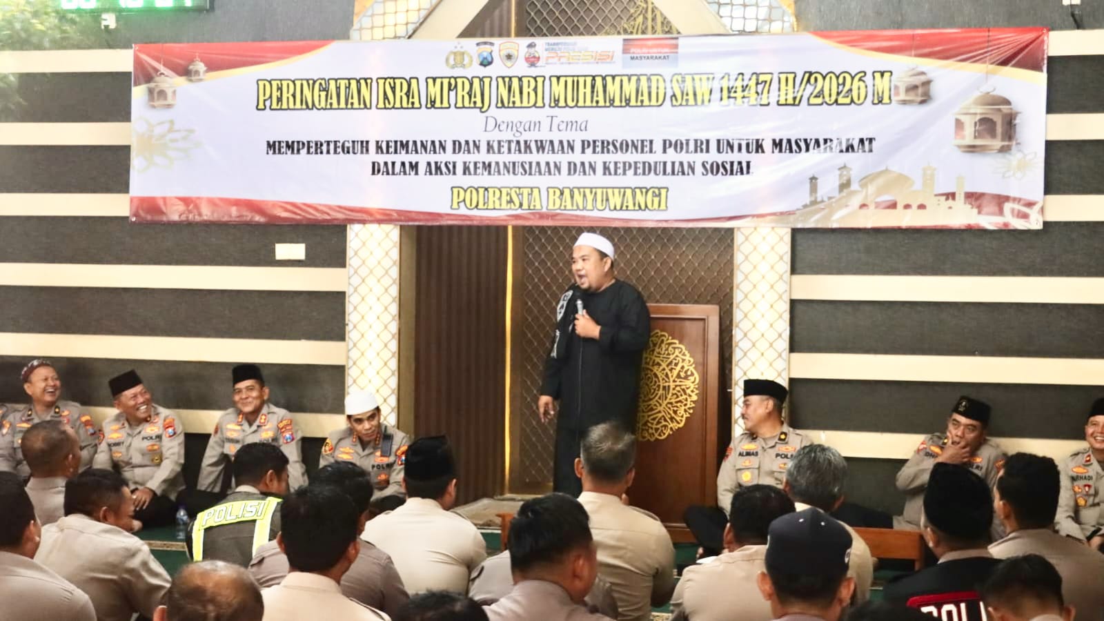 Peringati Isra Mi’raj 1447 H, Polresta Banyuwangi Perkuat Spiritualitas dan Kepedulian Sosial Personel