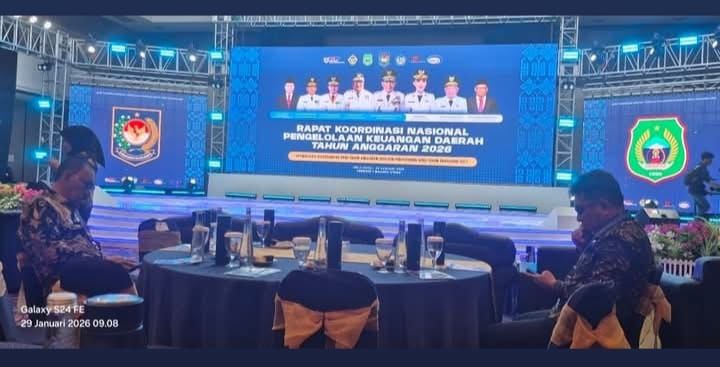 Penjabat Sekretaris Daerah Kabupaten Halmahera Selatan, Abdillah Kamarullah, menilai pelaksanaan Rapat Koordinasi Keuangan Daerah Nasional 2026
