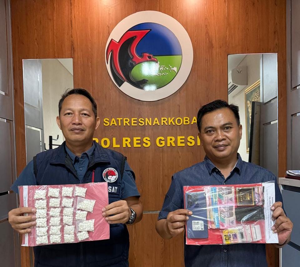 Polres Gresik Amankan Tersangka Pengedar Ribuan Pil Koplo di Tlogopojok*
