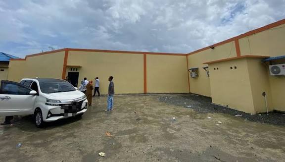 Dua Cafe THM di Halsel Diduga Kuat Tak Miliki PBG, Pemkab Diminta Tindak Tegas.