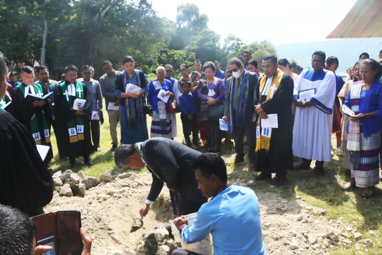 Pemkab Tapanuli Utara dukung pembangunan Wisata Pulau Sibandang bersama Gereja dan Masyarakat.